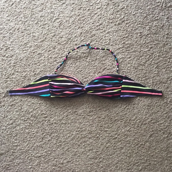 Victoria's Secret Other - EUC Victoria’s Secret bikini top. Size S.